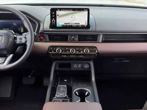 2025 Honda Pilot Elite
