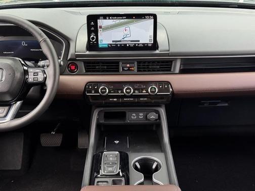 2025 Honda Pilot Elite