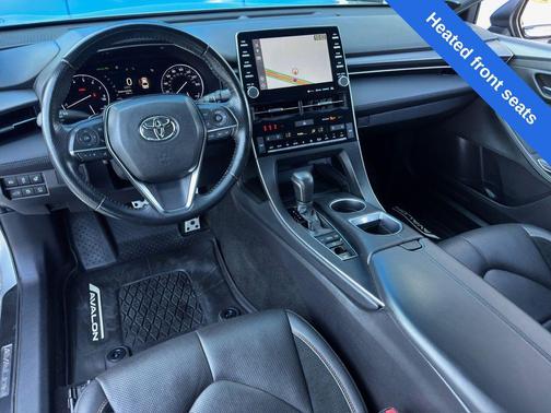 2019 Toyota Avalon XLE