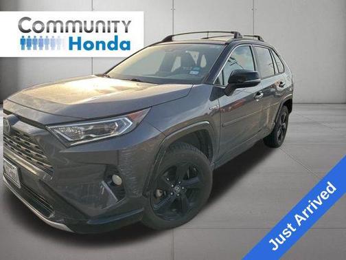 2019 Toyota RAV4 Hybrid SE