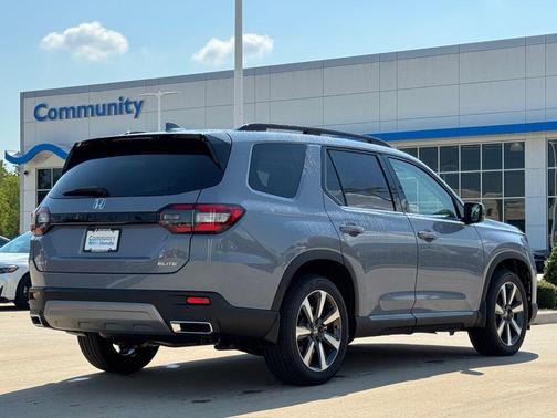 2025 Honda Pilot Elite
