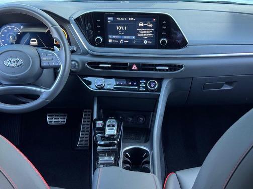 2020 Hyundai SONATA SEL Plus