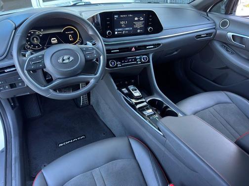 2020 Hyundai SONATA SEL Plus