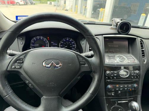 Liquid Platinum 2016 INFINITI QX50 Base