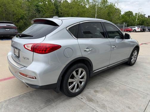 Liquid Platinum 2016 INFINITI QX50 Base
