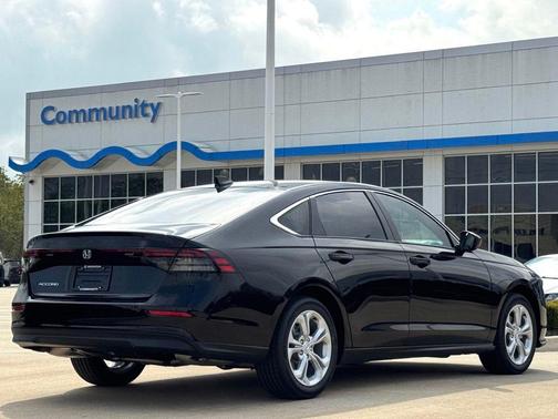 2026 Honda Accord LX 1.5T