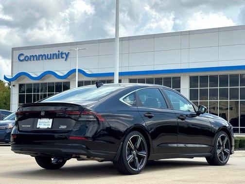 2025 Honda Accord Hybrid Base