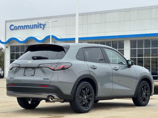 2026 Honda HR-V 2WD Sport