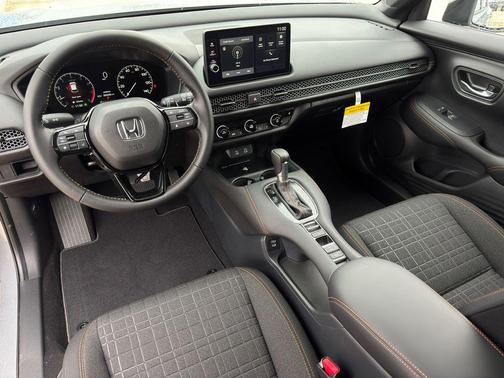 2026 Honda HR-V 2WD Sport