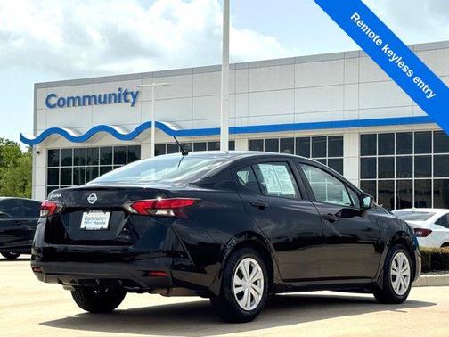2020 Nissan Versa 1.6 S