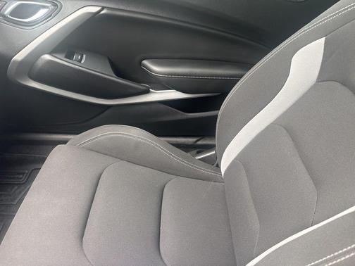 2021 Chevrolet Camaro 1LT