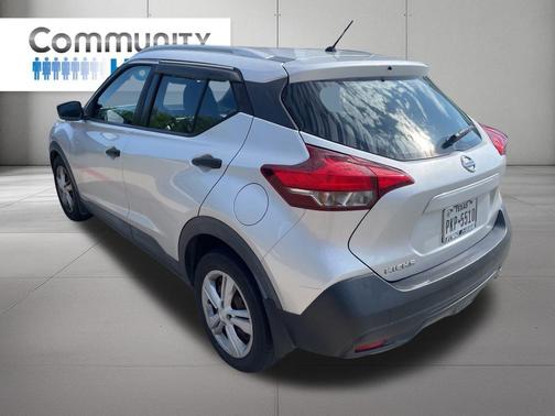Brilliant Silver 2018 Nissan Kicks S