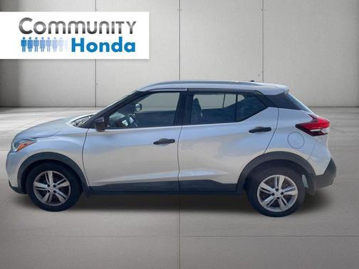 Brilliant Silver 2018 Nissan Kicks S