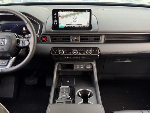 2025 Honda Pilot Elite