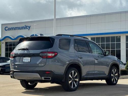 2025 Honda Pilot Elite
