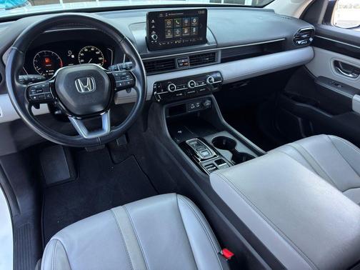 2023 Honda Pilot 2WD EX-L 7 Passenger