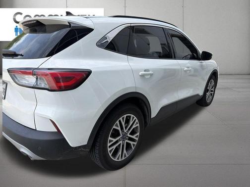 Star White Metallic Tri-Coat 2021 Ford Escape SEL