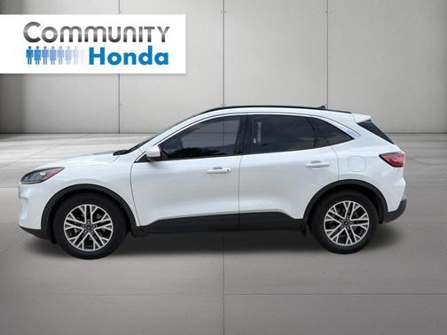 Star White Metallic Tri-Coat 2021 Ford Escape SEL
