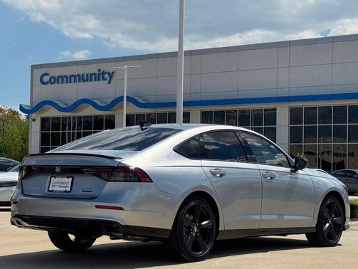 2025 Honda Accord Hybrid Base