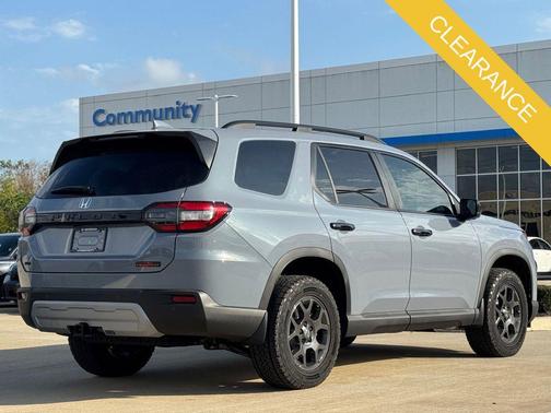 2025 Honda Pilot TrailSport