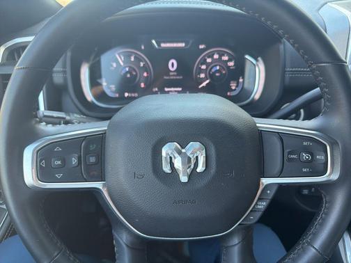 2024 RAM 2500 Laramie Crew Cab 4x4 6'4' Box