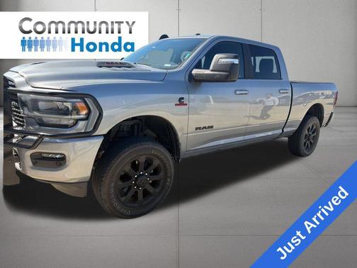 2024 RAM 2500 Laramie Crew Cab 4x4 6'4' Box