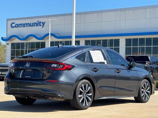 2022 Honda Civic EX-L