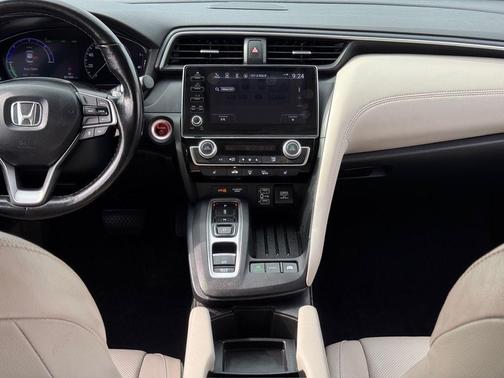 2022 Honda Insight Touring