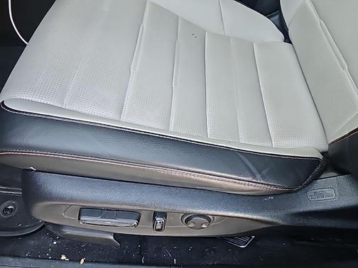 2023 Honda CR-V Hybrid Sport Touring AWD