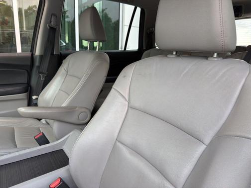Crystal Black Pearl 2016 Honda Pilot EX-L