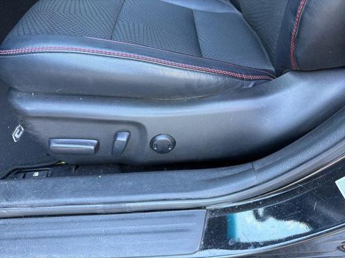 2016 Toyota Camry XLE
