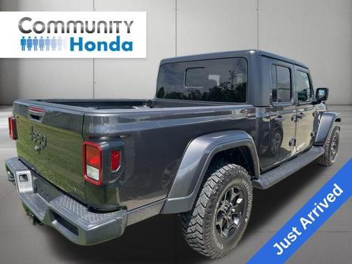 2021 Jeep Gladiator Sport