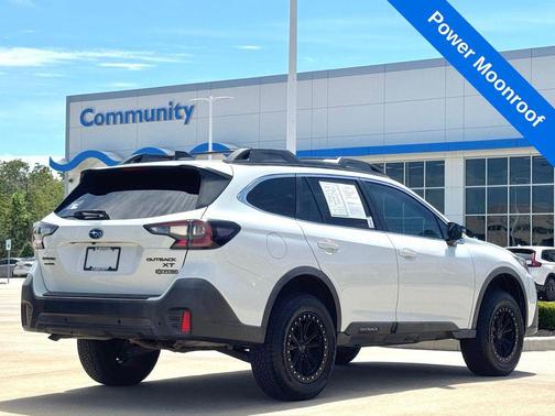 Crystal White Pearl 2020 Subaru Outback Onyx Edition XT