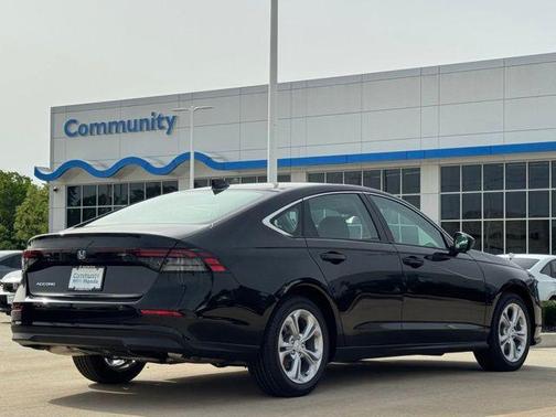 2025 Honda Accord LX 1.5T
