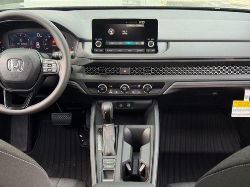 2025 Honda Accord LX 1.5T