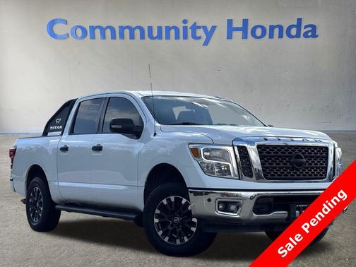 2018 Nissan Titan SV