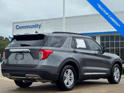 CARBONIZED GRAY METALLIC 2023 Ford Explorer XLT