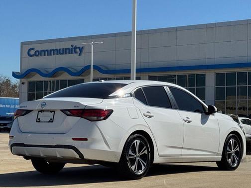 2022 Nissan Sentra SV