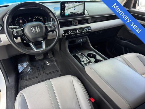 2024 Honda Pilot Touring 8-Passenger