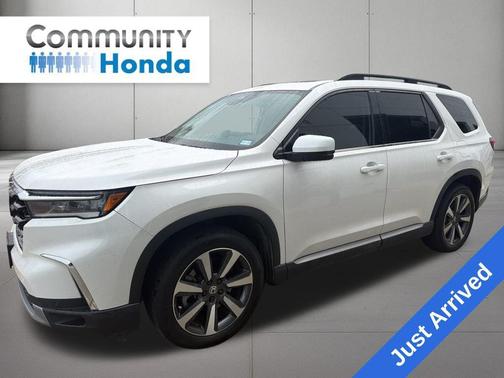 2024 Honda Pilot Touring 8-Passenger