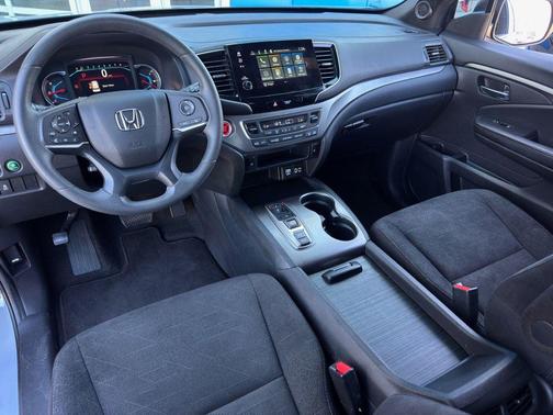 2022 Honda Pilot 2WD Sport