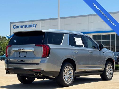 Sterling Metallic 2024 GMC Yukon Denali