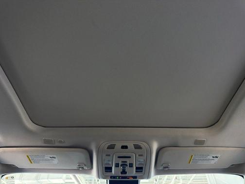 Sterling Metallic 2024 GMC Yukon Denali