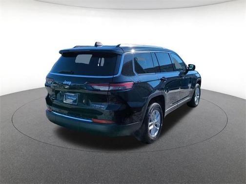 2021 Jeep Grand Cherokee L Laredo