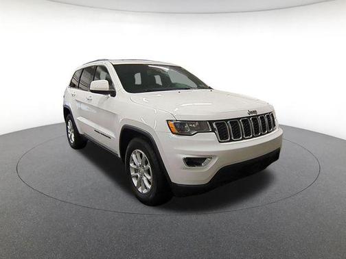 Bright White Clearcoat 2021 Jeep Grand Cherokee Laredo X