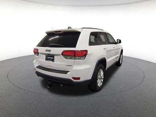 Bright White Clearcoat 2021 Jeep Grand Cherokee Laredo X