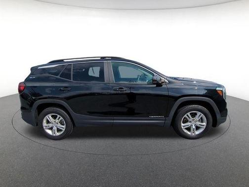 Ebony Twilight Metallic 2022 GMC Terrain SLE