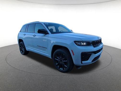 Bright White Clearcoat 2026 Jeep Grand Cherokee Limited