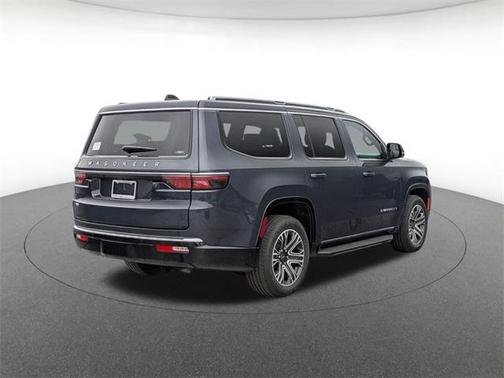 2025 Jeep Wagoneer Base