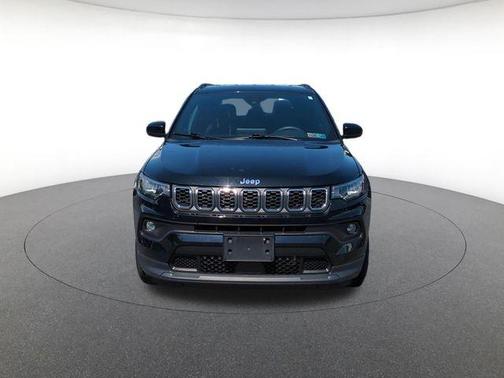 Diamond Black 2024 Jeep Compass Latitude